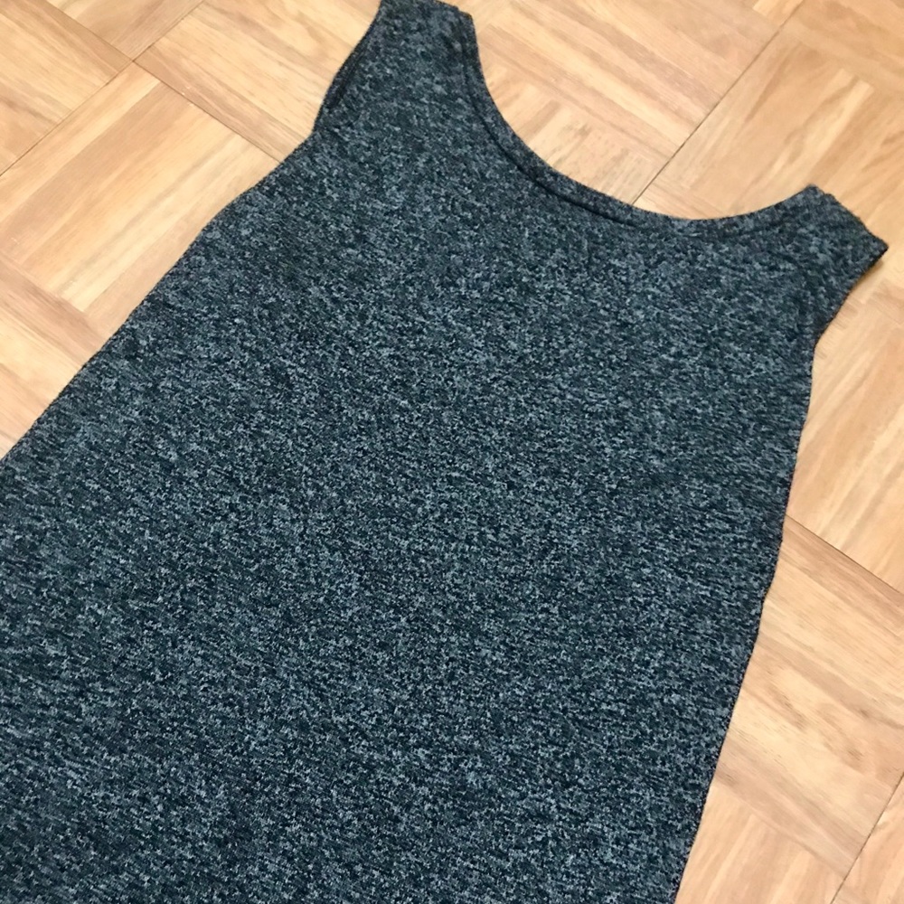 Soft dark gray tank top